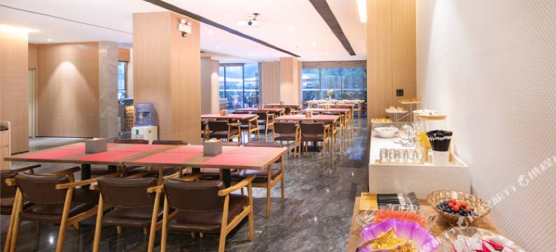 乐杜鹃艺术酒店(深圳大学科技园店)图片