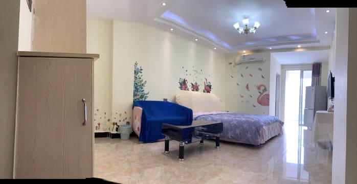 黔南QueenieQ公寓