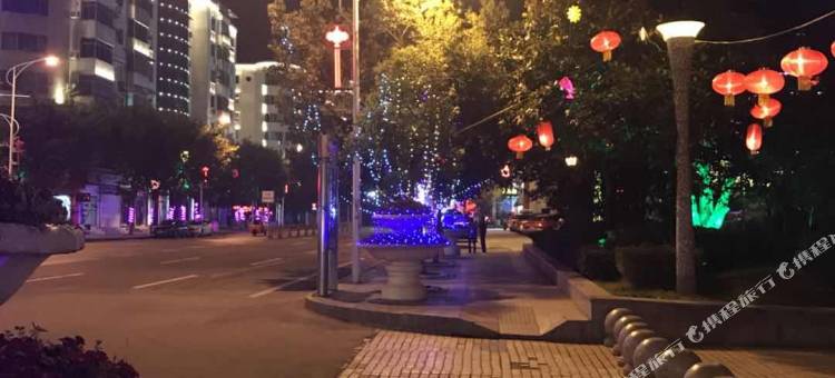 蓬安明峪大酒店图片