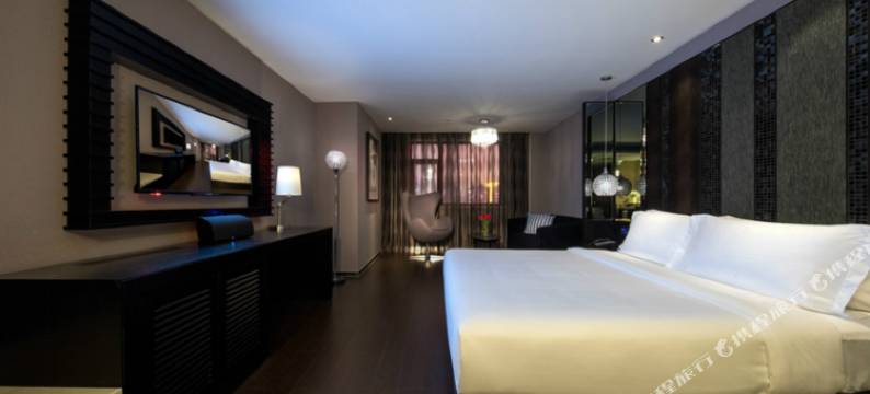 北京西站南广场桔子水晶酒店图片