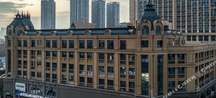 合肥淮河路步行街明光路地铁站亚朵酒店图片