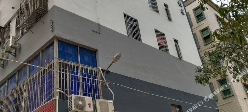 OYO深圳吉安阁旅馆图片