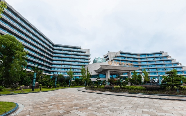 Four Seasons Yony HotelHotel Overview