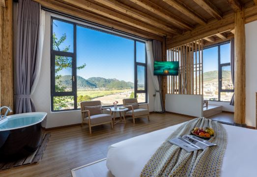 腾冲云上·入境观景度假民宿外景图