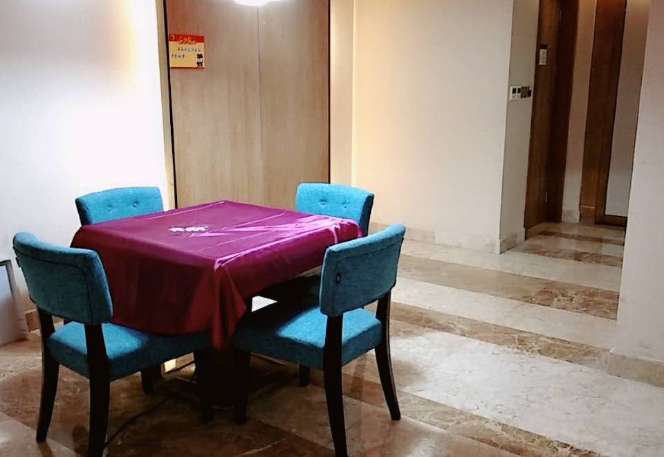 Carnival Fashion HotelHotel Overview