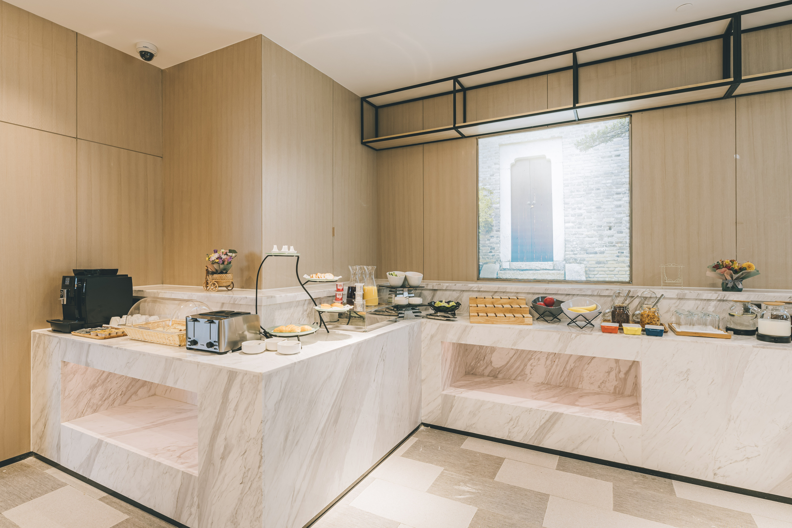 Atour Hotel Changning Xianxia Road, Shanghai Over view