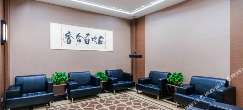 成都紫百合酒店(犀浦地铁站西南交大店)图片