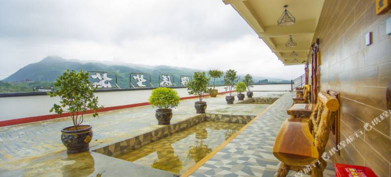 芙蓉镇锦绣芙蓉筑瀑民宿图片