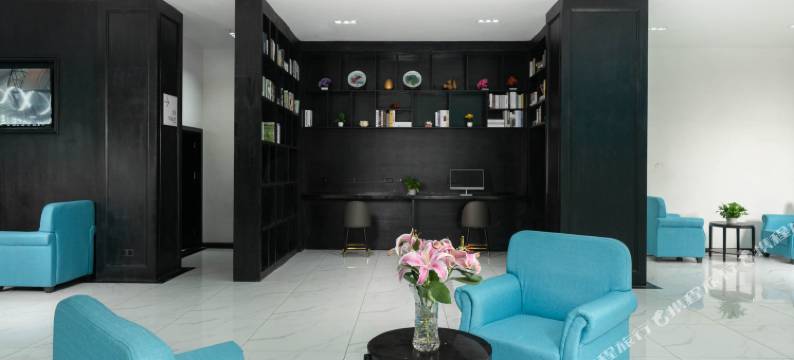 轻雅酒店(南昌青山湖地铁站店)图片