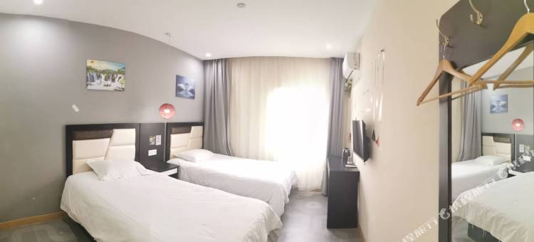 易佰良品酒店(上海北新泾地铁站店)图片