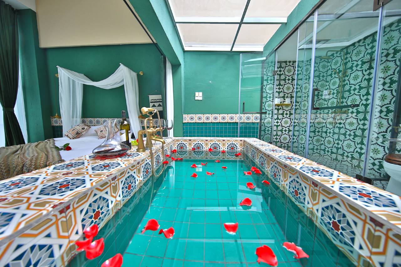 丹尼亚精品民宿(乐山高铁站店)图片