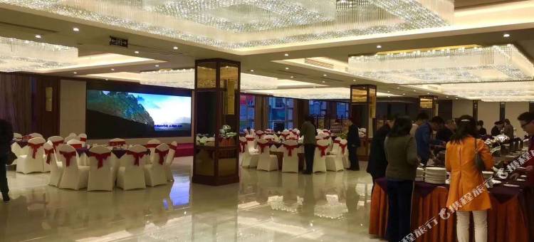 新青川大酒店图片