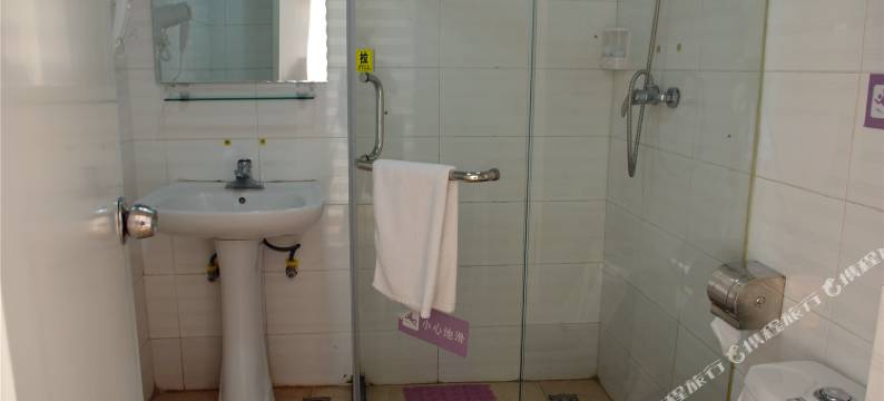 7天连锁酒店(郑州红专路省医地铁站店)图片