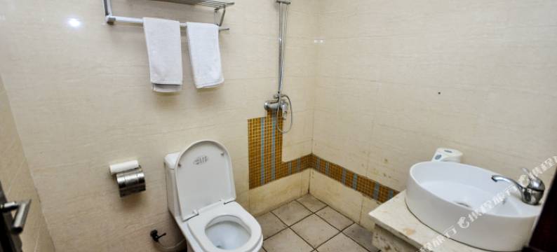 奥特宾馆(迁安新颖路店)图片