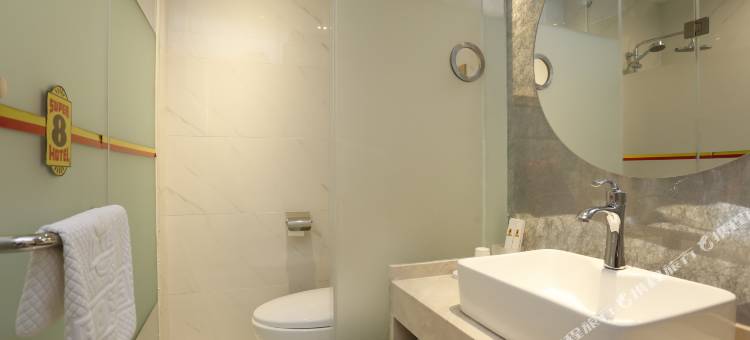 速8酒店(洛阳泉舜购物中心龙门高铁站店)图片