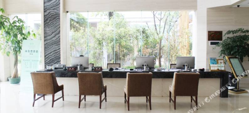 安宁温泉半岛酒店图片