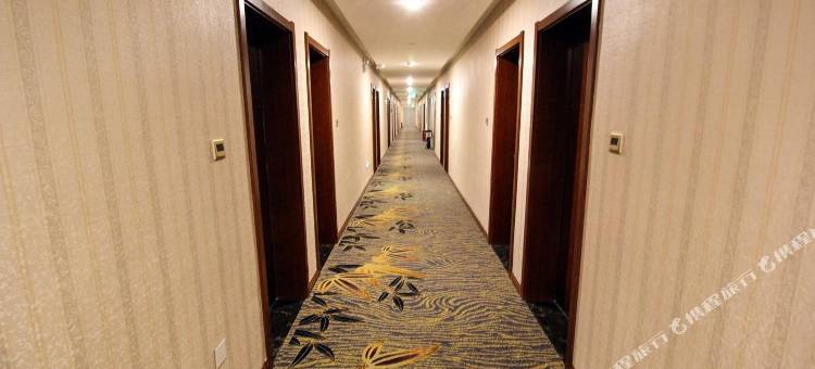 如家派柏·云酒店(开封清明上河园鼓楼广场店)图片