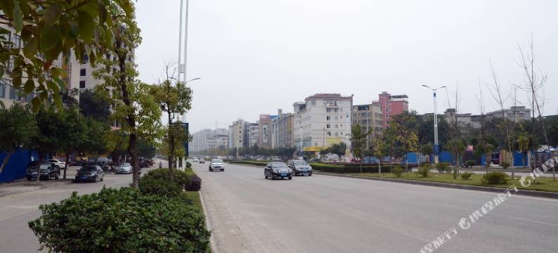 桂林怡景假日酒店(广西师大育才校区店)图片
