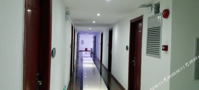 银湖酒店(奥林匹克体育中心店)图片