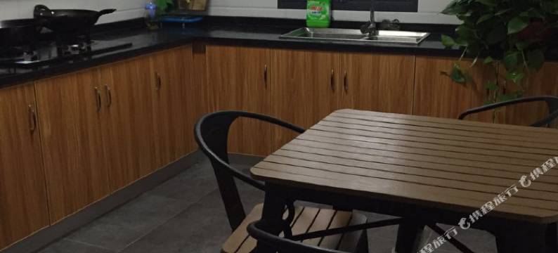 城中小筑度假屋(张家界天门山汽车站火车站店)图片