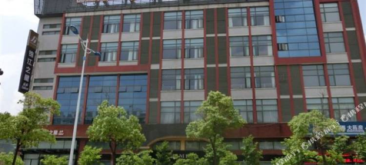 锦江之星品尚(上海奉贤宝龙广场运河北路店)图片