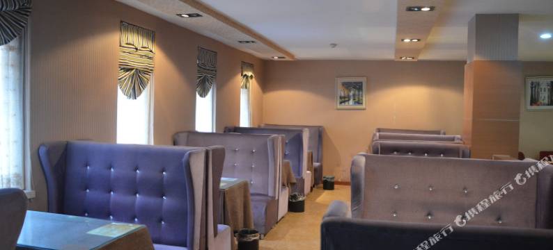 尚景商务酒店(沙口路地铁站郑州记忆油画厂创意园店)图片