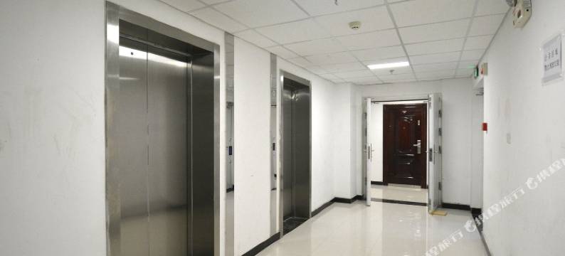 京航私人影院民宿(京莎广场店)图片