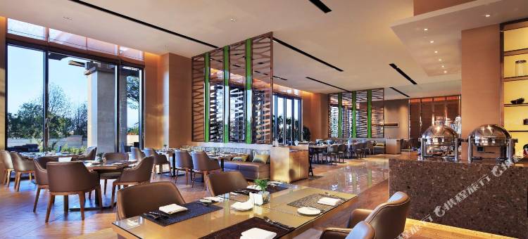 南昌融创美居酒店(九龙湖南地铁站融创乐园店)图片