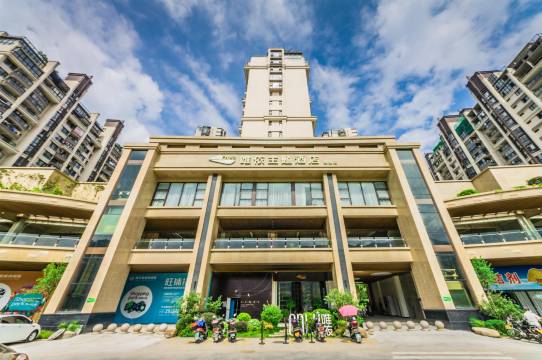 唯依主题酒店(宁德万达郦景店)