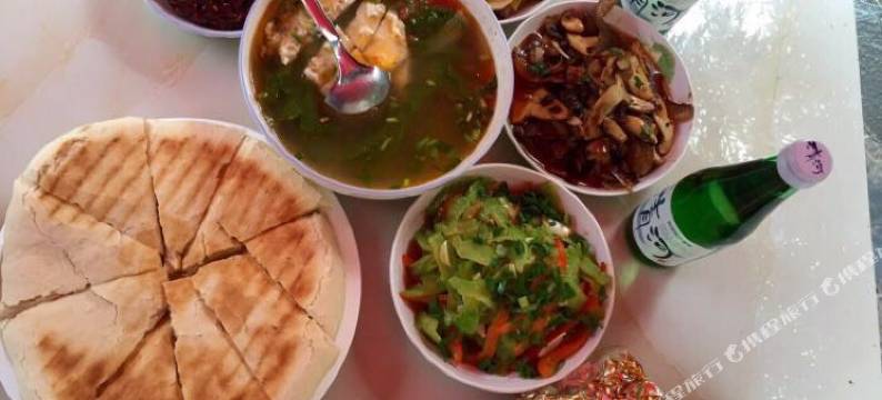 马尔康阿措客栈图片