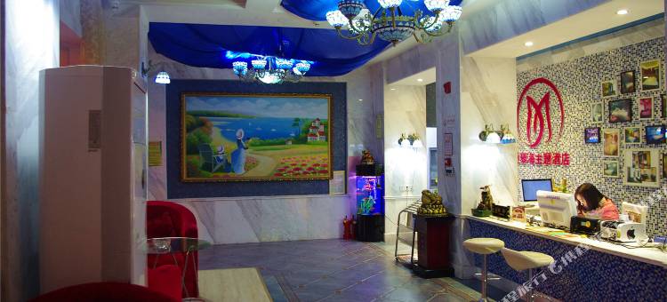 信阳爱琴海主题酒店(浉河中学店)图片