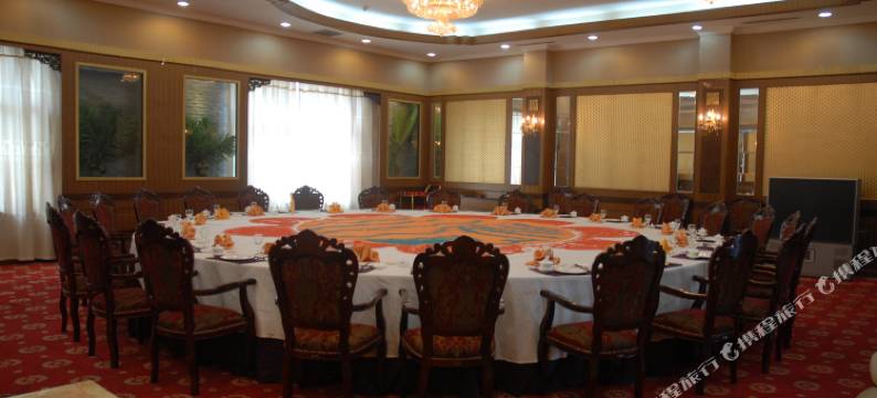 濮阳宾馆(濮阳市中心广场戚城公园店)图片