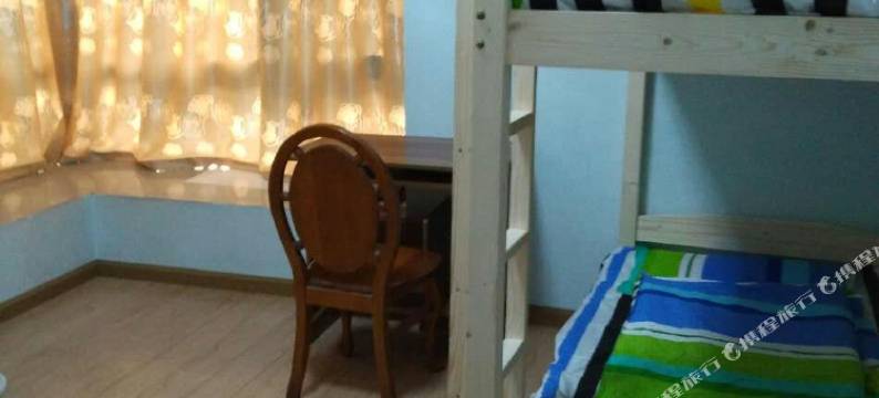 雅安雨城水云天青年旅舍图片