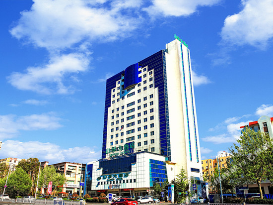 青岛山孚大酒店