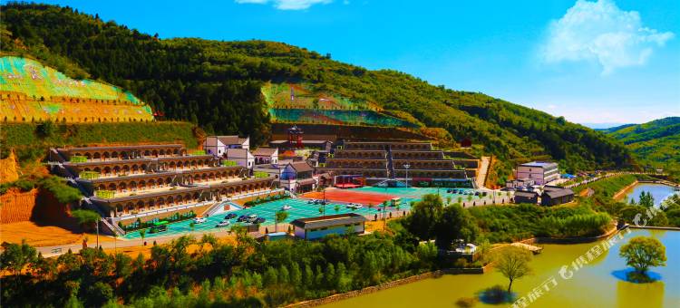 吉县人祖山忘忧山庄图片