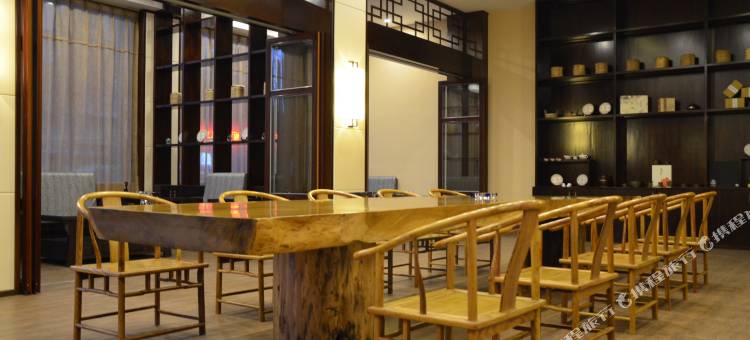 云上四季尚品酒店(保山板桥古镇店)图片