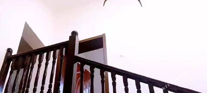 根河敖鲁古雅敏茵客栈图片