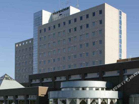 八户格兰德桑皮亚