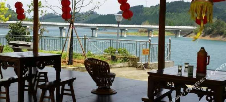 千岛湖森港山庄图片