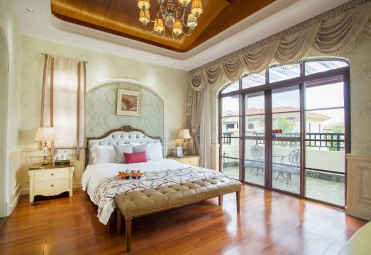 Hi Villa (Chengmai Yingbin Bandao Xihai'an)Hotel Overview