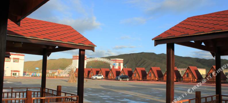 青海湖绿和九號旅游酒店图片