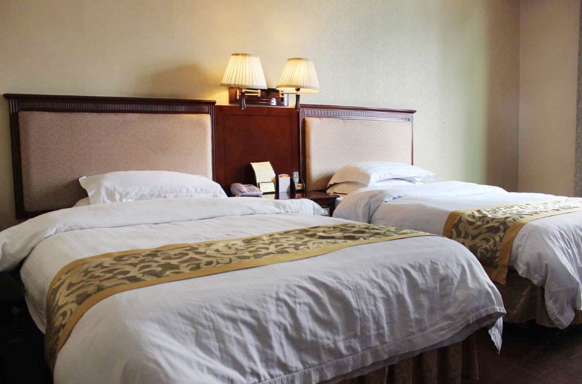 Xiongfeng Grand Hotel Hotel Reviews And Room Rates - 