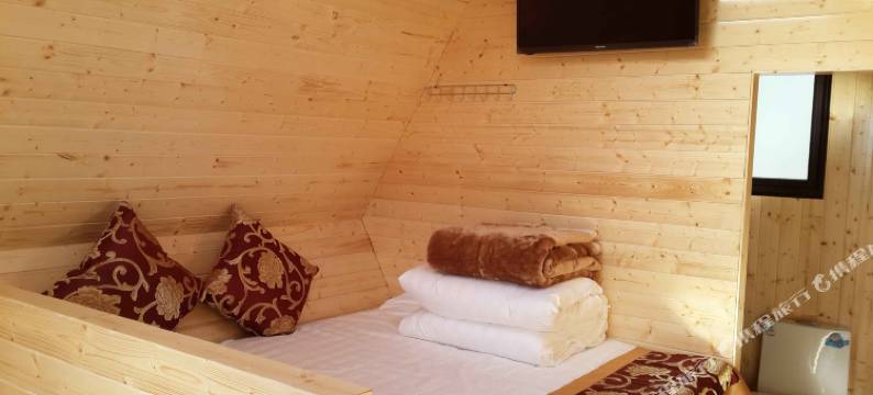 蜂巢驿站(南涧樱花谷店)图片