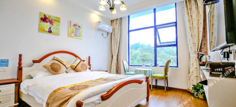 杭州蓝屿麦田客栈(西湖灵隐店)图片