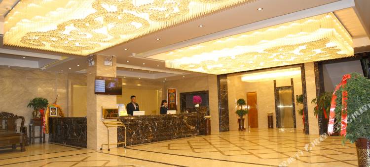 迭部藏巴拉大酒店(迭部县电尕中心广场店)图片