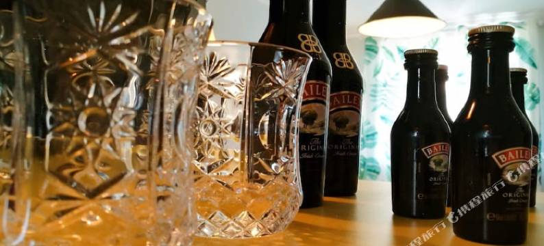 上海人民广场外滩新天地田子坊豫园徐家汇陆家嘴普通公寓图片