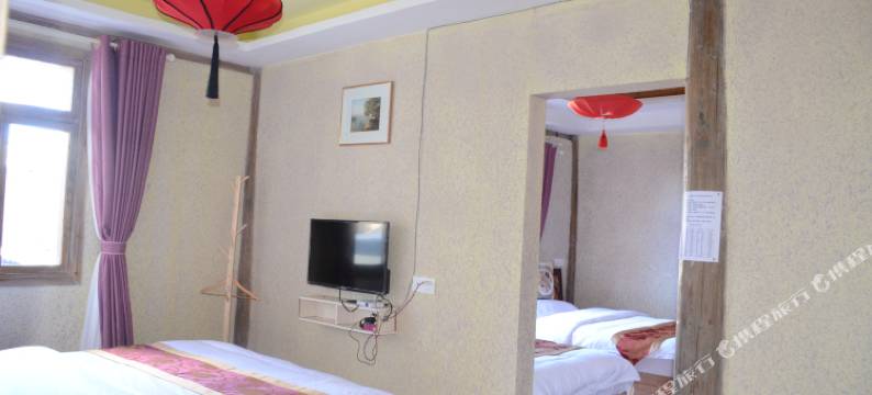 香格里拉望宇楼·玫瑰别院客栈(独克宗古城大佛寺转经筒店)图片