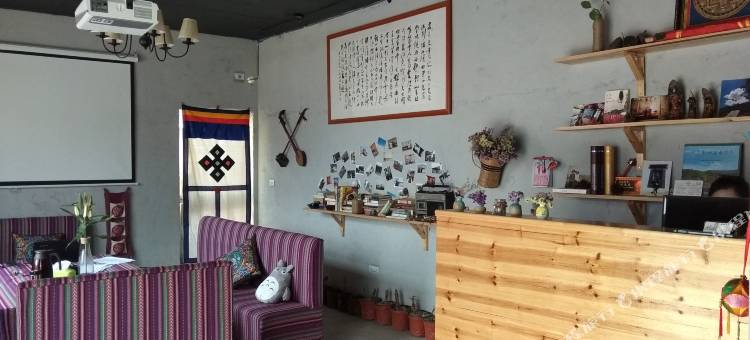 观照民宿(凯里学院店)图片