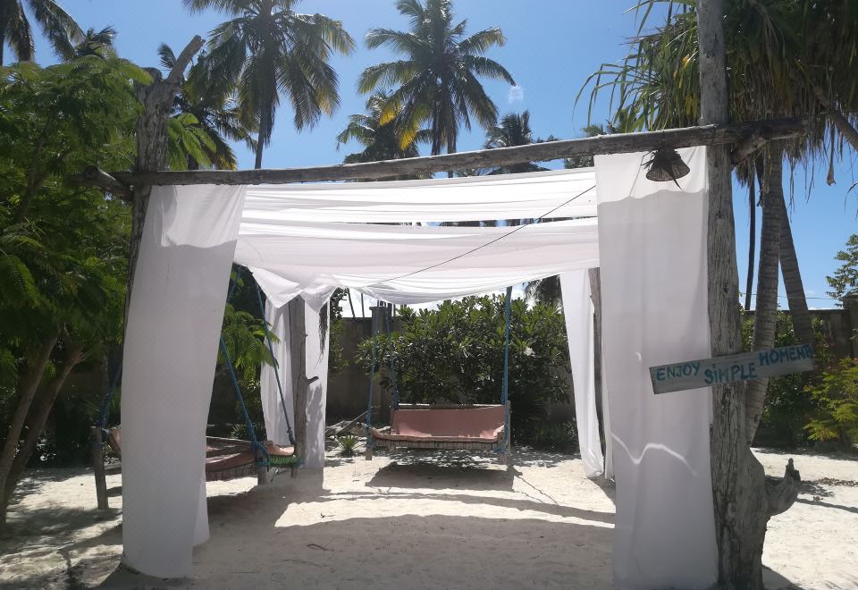 Kae Funk Resort Hotel Overview