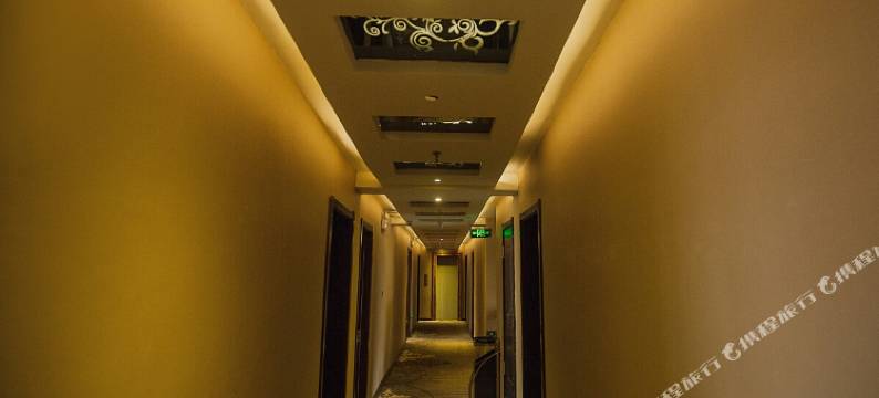 哈尔滨华瑞宾馆(四野指挥部旧址纪念馆店)图片